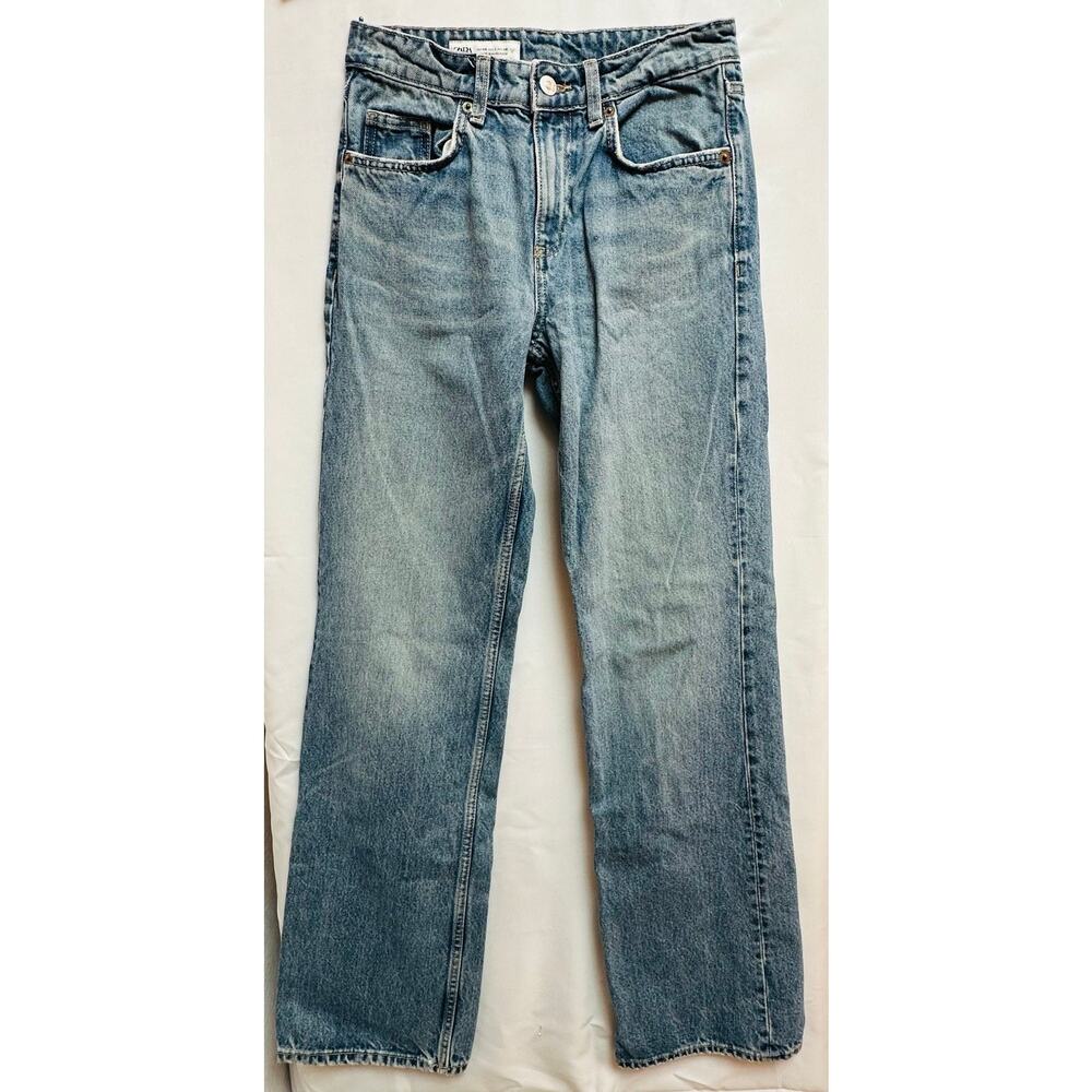 Zara Women’s denim straight Leg jeans cotton size 4 denim